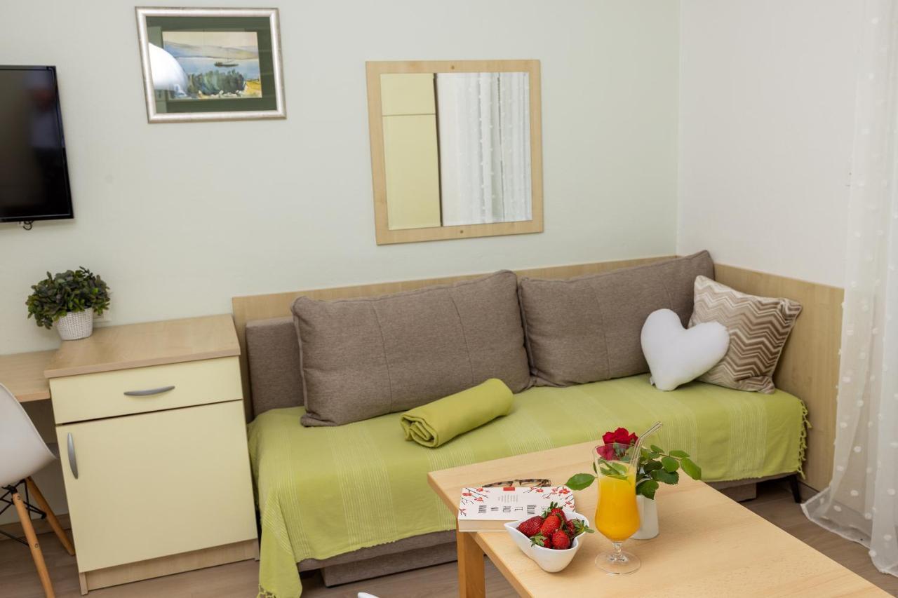 טוצפי Rooms & Apartments Villa Anka מראה חיצוני תמונה