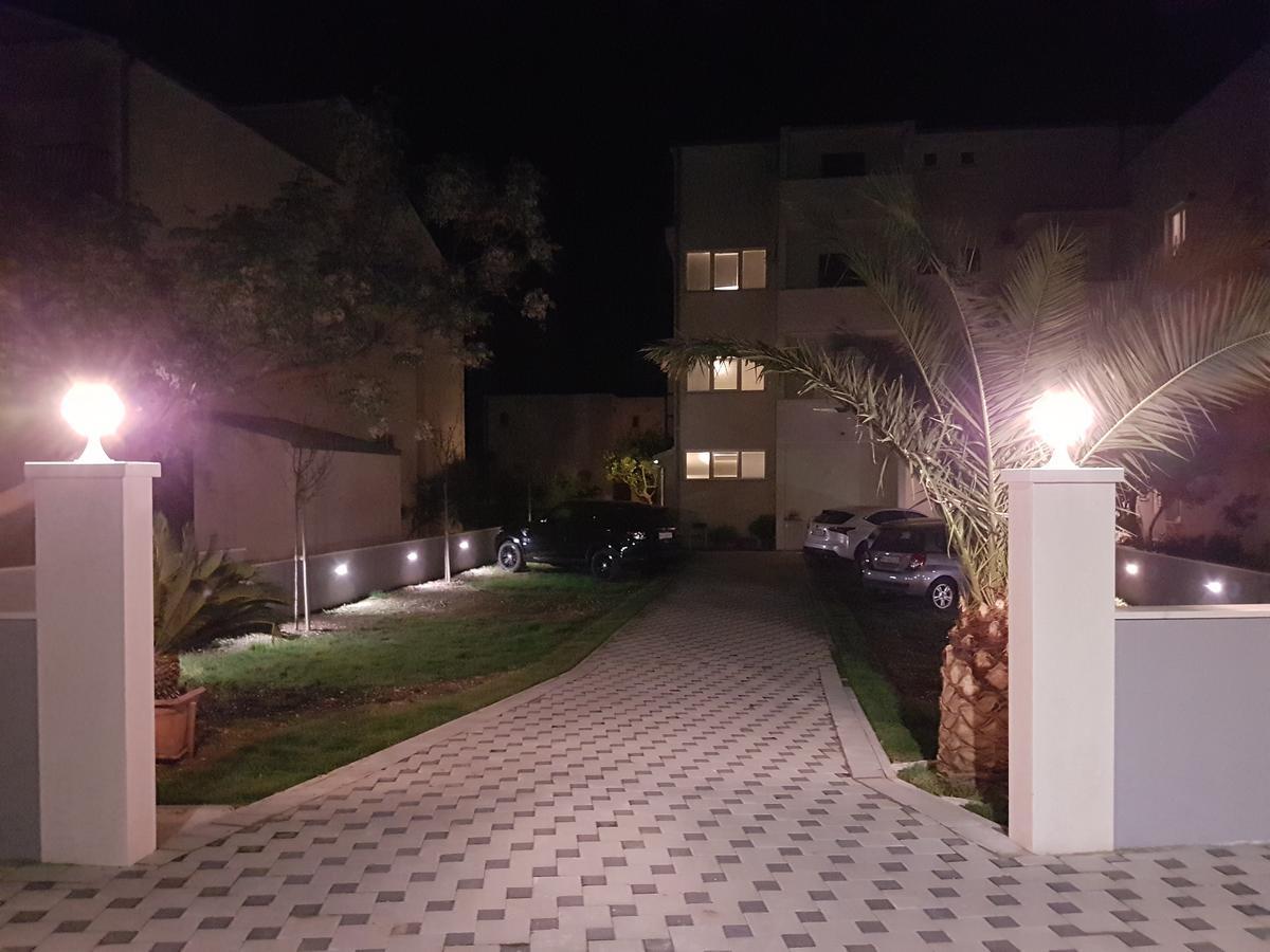 טוצפי Rooms & Apartments Villa Anka מראה חיצוני תמונה
